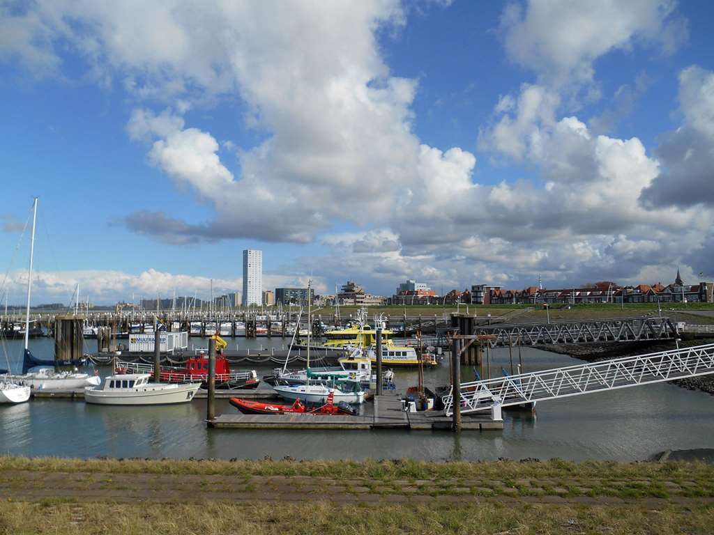 Hotel De Blaauwe Leeuw Terneuzen Exterior photo